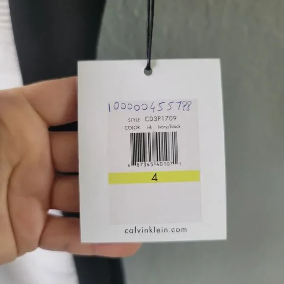 NWT Calvin Klein Black/Ivory Color Block Sleeveless Ribbed Sheath Dress Size 4